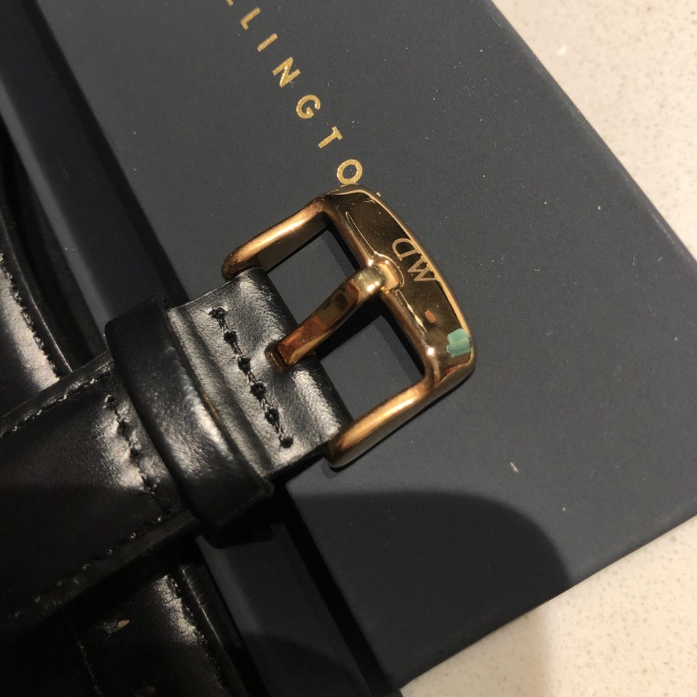Daniel Wellington leather strap